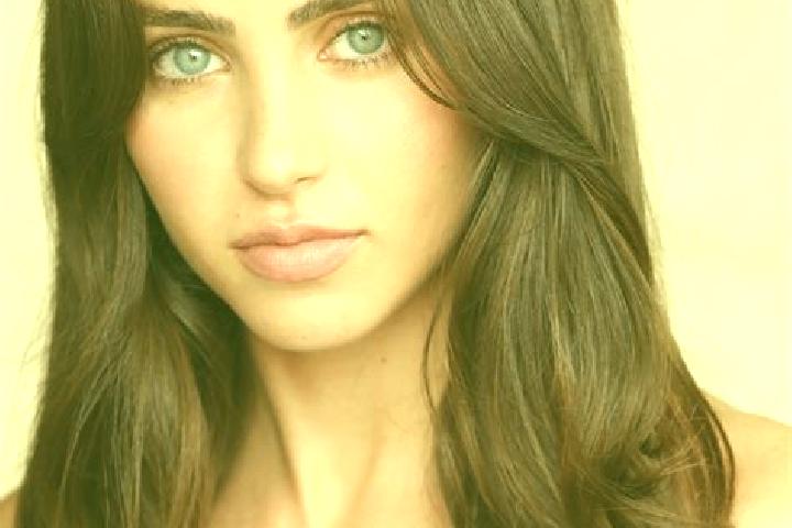 Addison, 33, a brunette dark-eyed mediterranean companion based in Campo Ramon. Offering Striptease, Couples, Dinner Date, Tantra, Domination. Available for ...