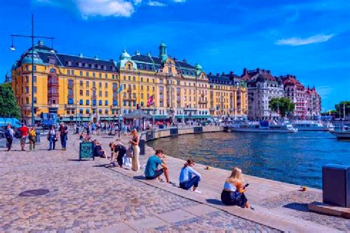 Addison, 33 — Escort in Piperskaerr, Sweden