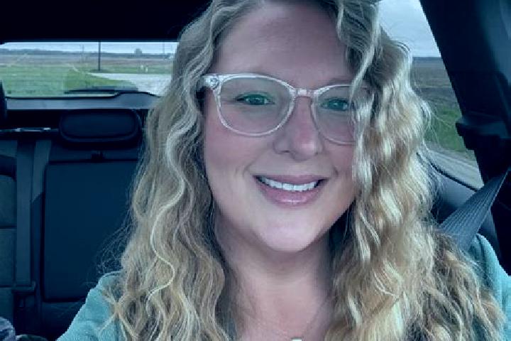 Addison, 33 — Escort in Williamsfield, United States