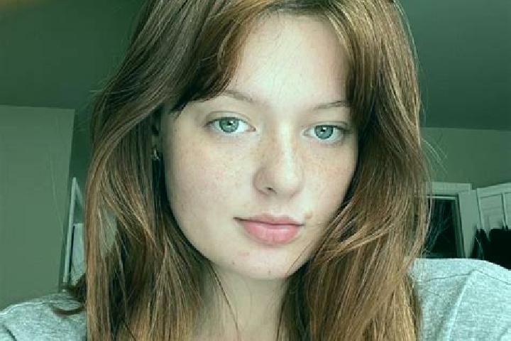 Addison, 34, a auburn amber-eyed european companion based in Kot Fatah. Offering Erotic Massage, Roleplay, CIM. Available for incall and outcall, overnight b...