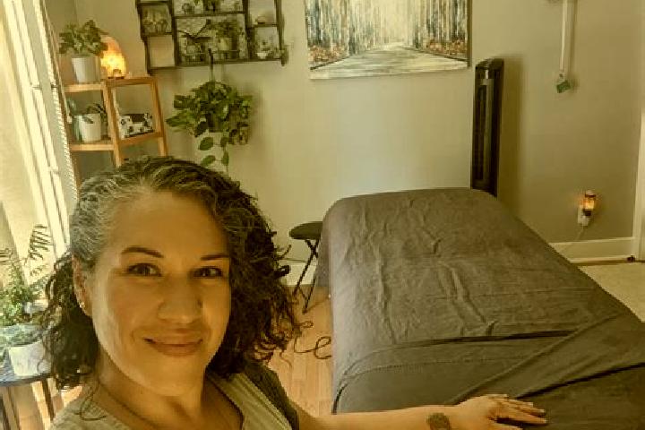 Addison, 35, a black brown-eyed mixed companion based in Lake Grove. Offering BDSM, Massage, Dinner Date, Tantra. Available for incall and outcall, day and e...