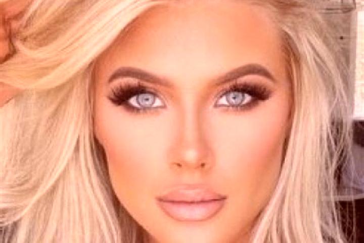 Addison, 35, a platinum blonde brown-eyed caucasian companion based in Sabbashahr. Offering Roleplay, Dinner Date, 69, Domination. Available for incall and o...