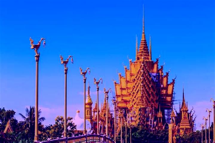 Addison, 35 — Escort in Phitsanulok, Thailand