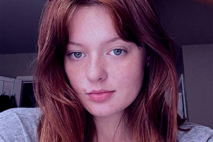 Addison, 37, a auburn grey-eyed mixed companion based in Enanger. Offering Party Girl, Girlfriend Experience, Overnight. Available for incall and outcall, da...