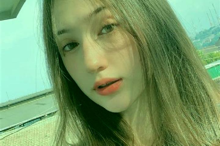 Addison, 37 — Escort in Kien An, Vietnam