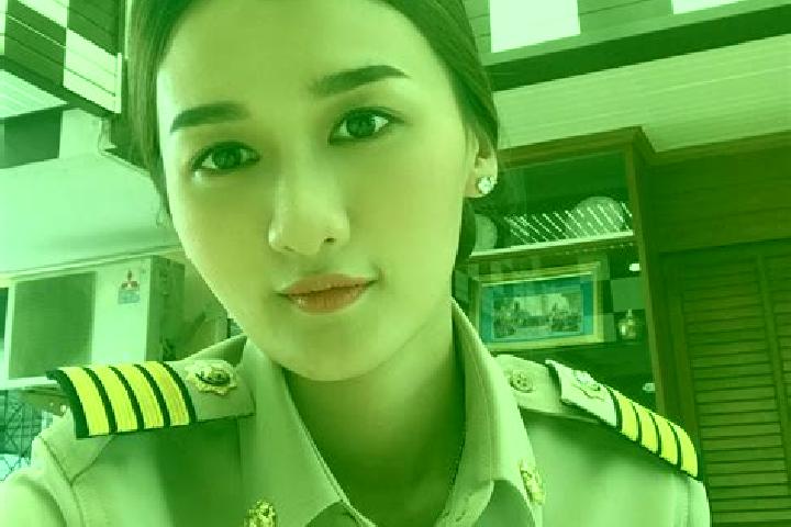 Addison, 38 — Escort in Pare, Indonesia