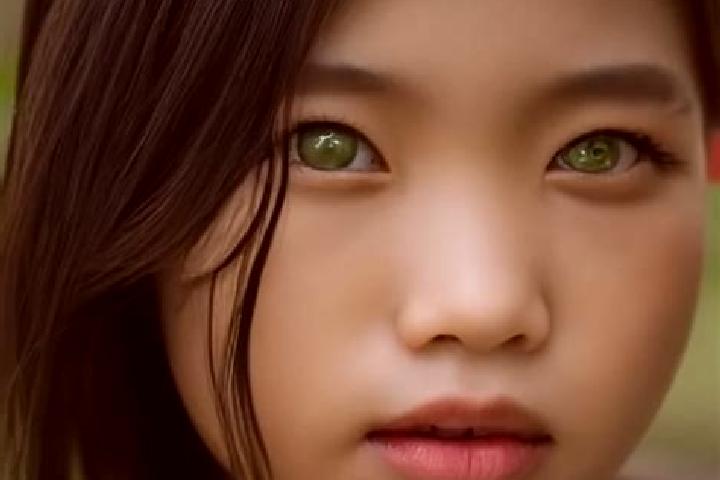 Addison, 39, a brunette green-eyed asian companion based in Giudecca. Offering OWO, Domination, Roleplay. Available for incall and outcall, day and evening d...