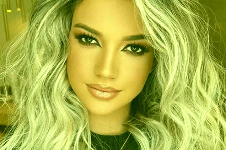 Addison, 39, a platinum blonde brown-eyed latina companion based in Saint-Valery-sur-Somme. Offering 69, Erotic Massage, Deep French Kissing, Striptease, Ove...