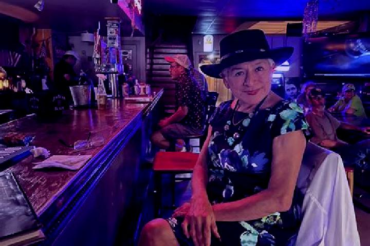 Alice, 20, a blonde amber-eyed ebony companion based in San Antonio de los Tepetates. Offering Prostate Massage, A-Level, 69, Dinner Date. Available for inca...