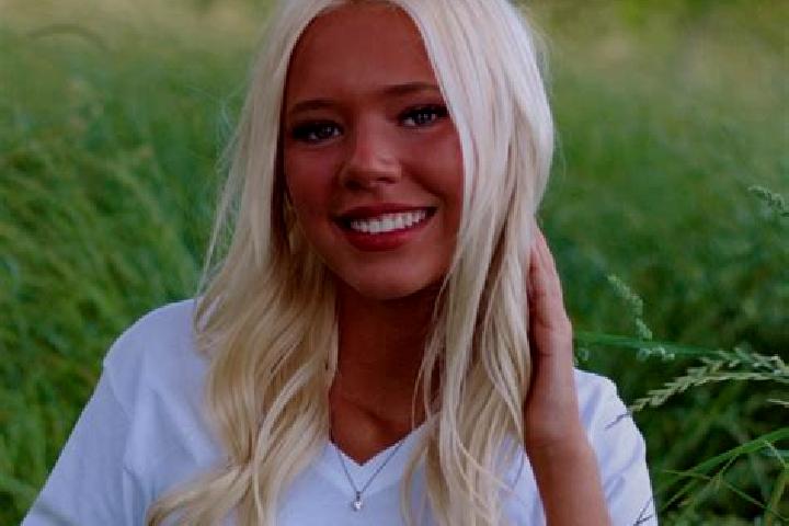 Alice, 20 — Escort in Statesboro, United States