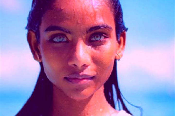 Alice, 21, a auburn blue-eyed indian companion based in Demouville. Offering Girlfriend Experience, Travel Companion, Domination. Available for incall and ou...
