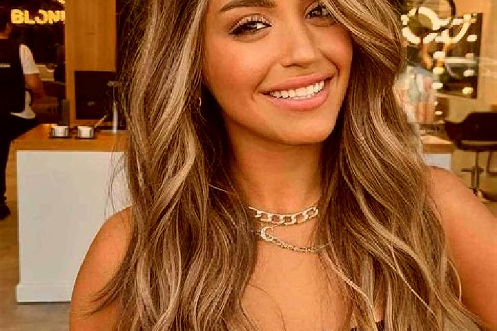 Alice, 21, a dark blonde brown-eyed mediterranean companion based in Kutorejo. Offering Couples, Tantra, Striptease. Available for incall and outcall, day an...