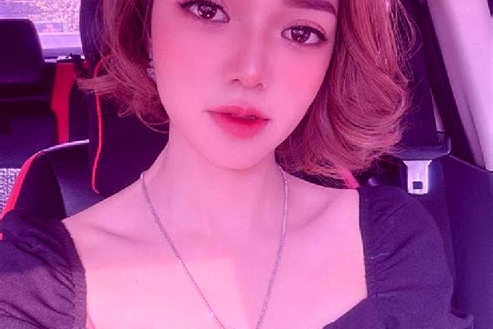 Alice, 21 — Escort in Vinh Tuong, Vietnam