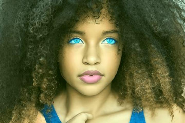 Alice, 22, a black blue-eyed ebony companion based in Obermeilen. Offering GFE, Dinner Date, Duos. Available for incall and outcall, overnight bookings avail...