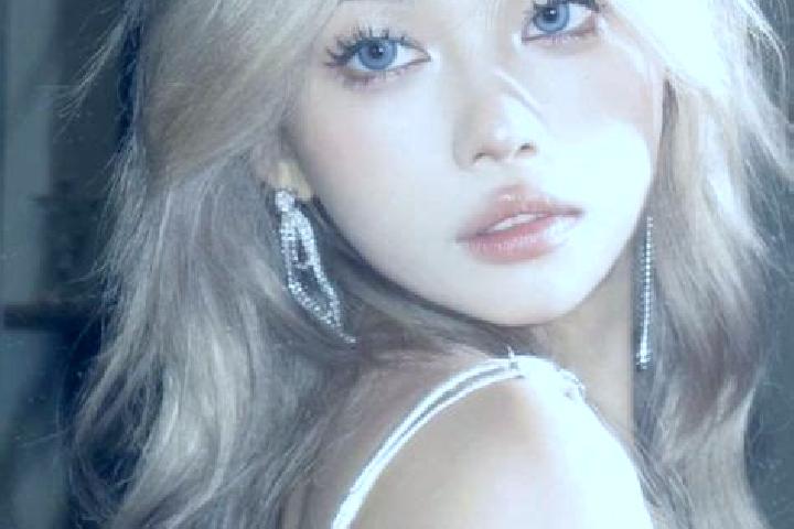 Alice, 22, a blonde grey-eyed asian companion based in Lamakera Dua. Offering A-Level, Domination, BDSM. Available for incall and outcall, overnight bookings...