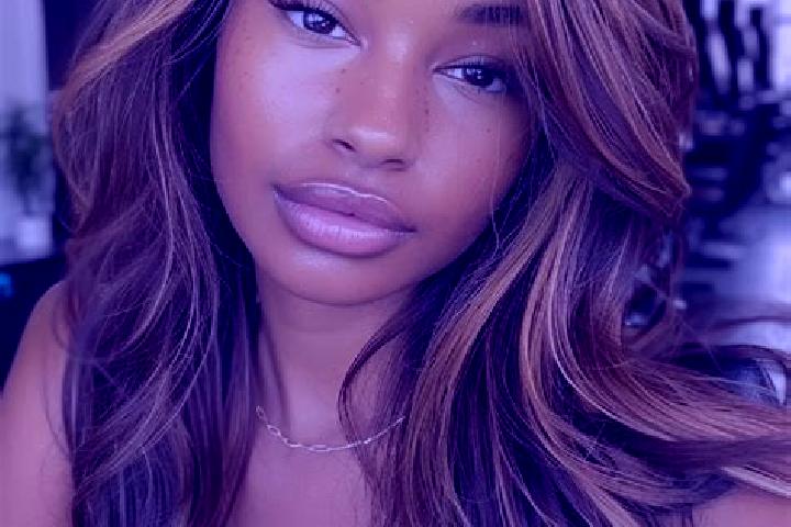 Alice, 22, a dark blonde brown-eyed indian companion based in Bonea. Offering Striptease, Tantra, GFE, Couples. Available for incall and outcall, overnight b...