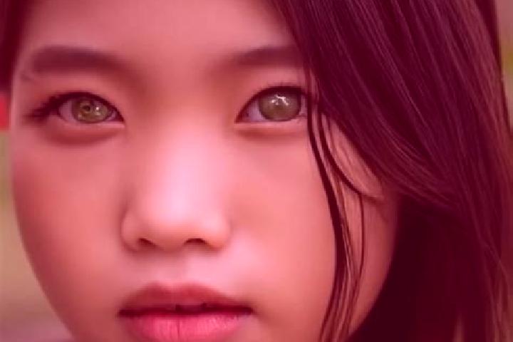 Alice, 22, a dark blonde green-eyed asian companion based in Imabari. Offering OWO, GFE, Striptease. Available for incall and outcall, day and evening dates.