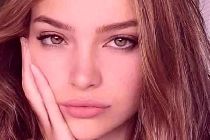 Alice, 22, a dark blonde hazel-eyed middle eastern companion based in Cihua. Offering Tantra, 69, Duos. Available for incall and outcall, overnight bookings ...