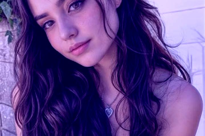 Alice, 22, a dark blonde hazel-eyed middle eastern companion based in Mecapalapa. Offering Couples, Deep French Kissing, CIM, Tantra, Dinner Date. Available ...
