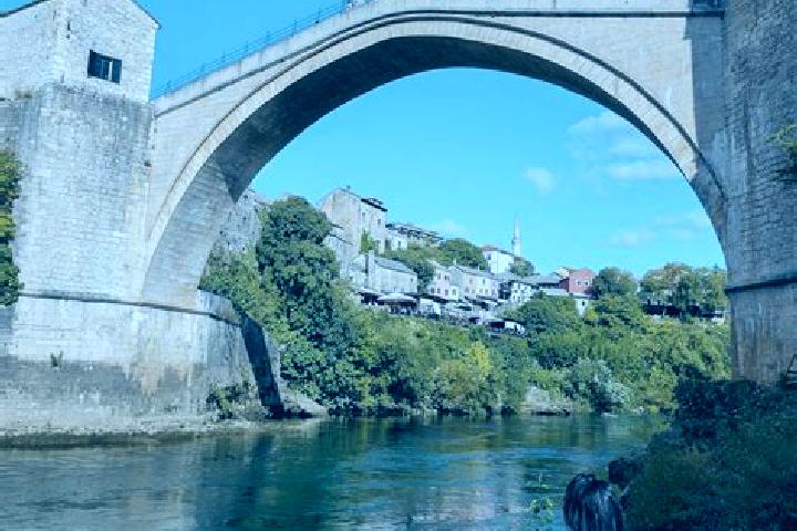 Alice, 22 — Escort in Zavidovici, Bosnia and Herzegovina