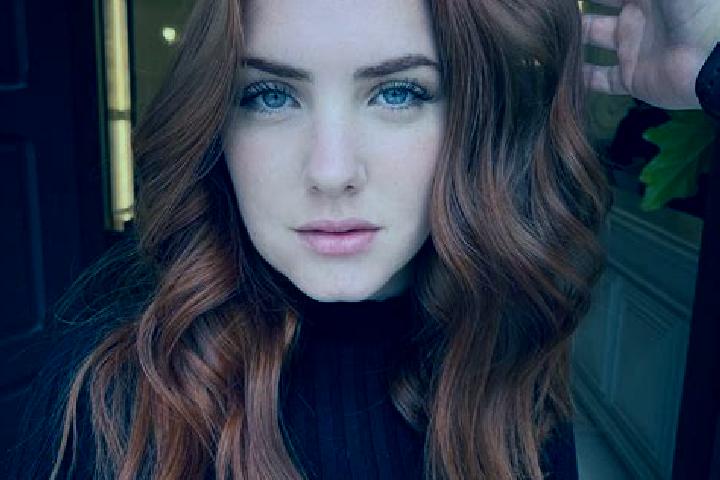 Alice, 23, a auburn blue-eyed ebony companion based in Sarin. Offering Duos, 69, BDSM, Girlfriend Experience. Available for incall and outcall, day and eveni...