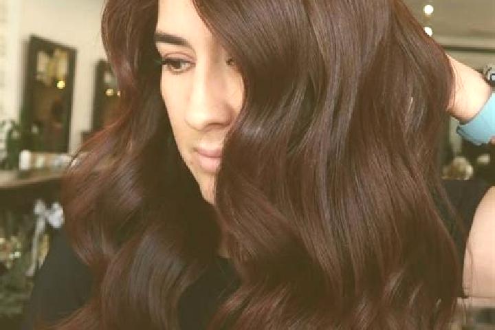Alice, 24, a auburn dark-eyed mediterranean companion based in Chodavaram. Offering Tantra, CIM, Overnight. Available for incall and outcall, day and evening...
