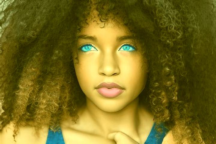 Alice, 24, a black blue-eyed mixed companion based in Goettingen. Offering OWO, Party Girl, Erotic Massage, GFE. Available for incall and outcall, day and ev...