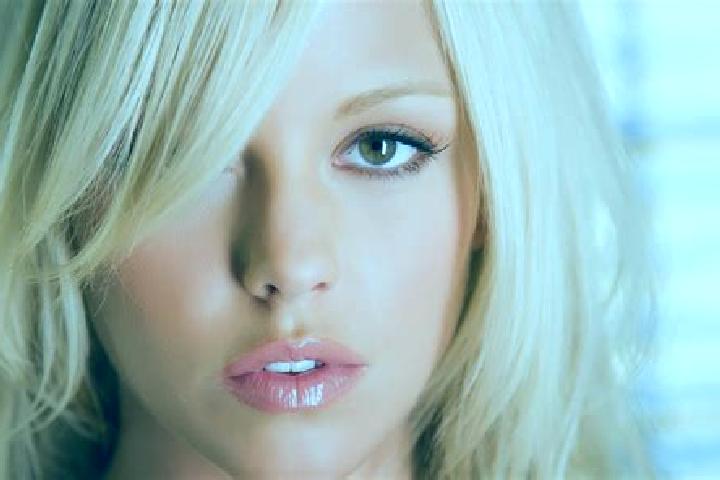 Alice, 24, a blonde brown-eyed european companion based in General Pascual Fentes. Offering GFE, Dinner Date, A-Level. Available for incall and outcall, over...