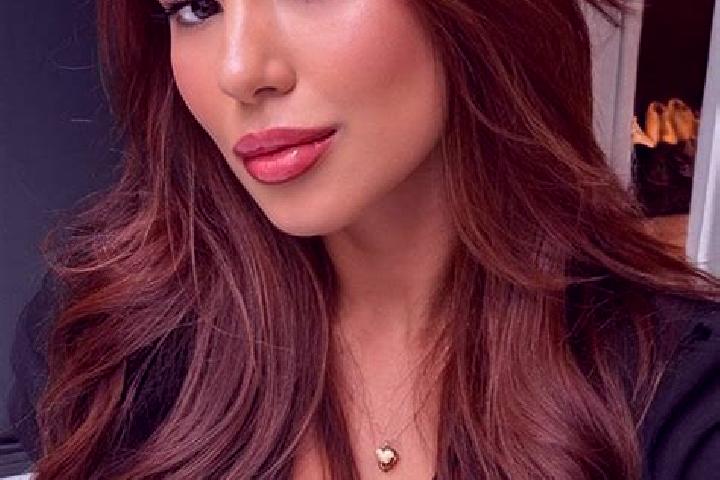 Alice, 24, a chestnut brown-eyed latina companion based in Belozernyy. Offering Tantra, Fetish, A-Level. Available for incall and outcall, day and evening da...