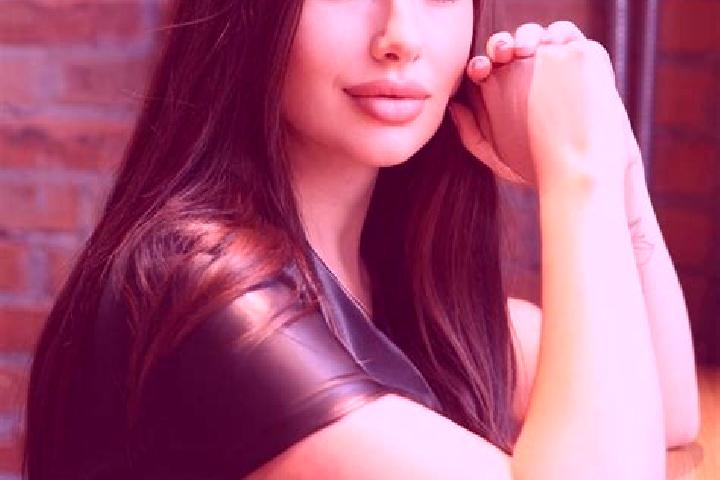 Alice, 24 — Escort in Buryn, Ukraine