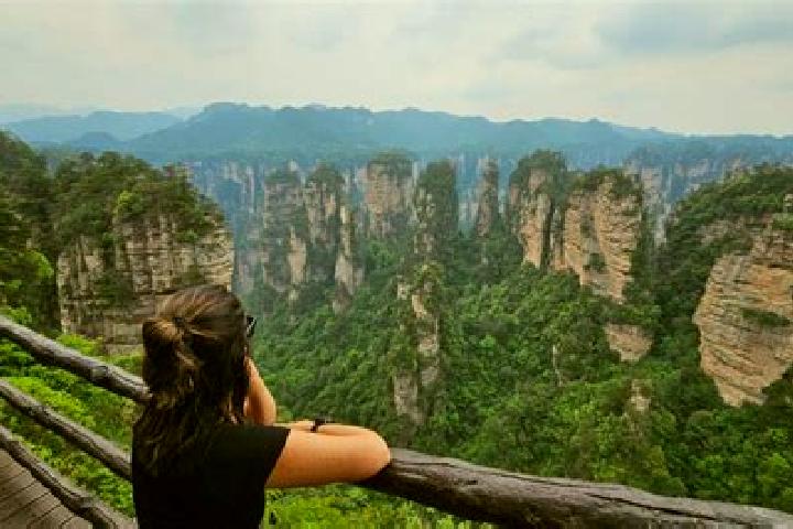 Alice, 24 — Escort in Fazhan, China