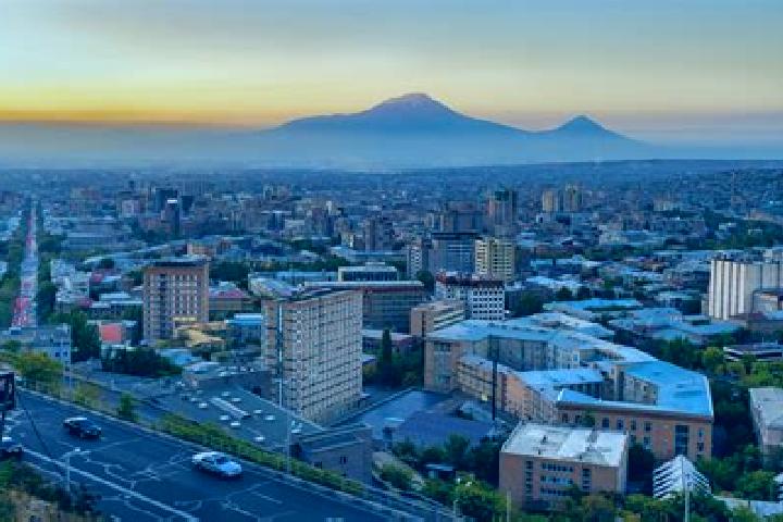Alice, 24 — Escort in Tsaghkalanj, Armenia