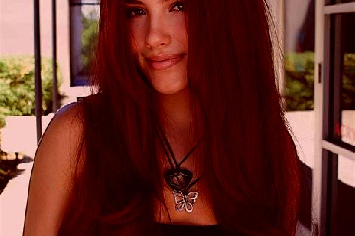 Alice, 25, a auburn dark-eyed latina companion based in Alldays. Offering Overnight, Travel Companion, BDSM, 69, Domination. Available for incall and outcall...