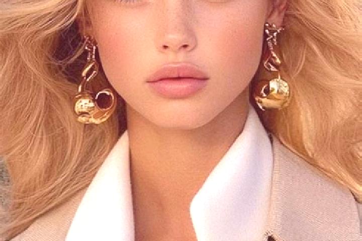 Alice, 25, a blonde grey-eyed latina companion based in Sonder. Offering Girlfriend Experience, Travel Companion. Available for incall and outcall, overnight...