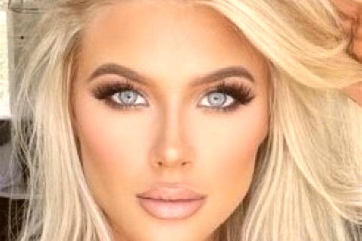 Alice, 25, a platinum blonde hazel-eyed mediterranean companion based in Sandata. Offering Prostate Massage, Deep French Kissing, Striptease. Available for i...