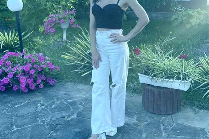 Alice, 25 — Escort in Berestechko, Ukraine