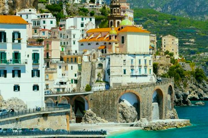 Alice, 25 — Escort in Supino, Italy