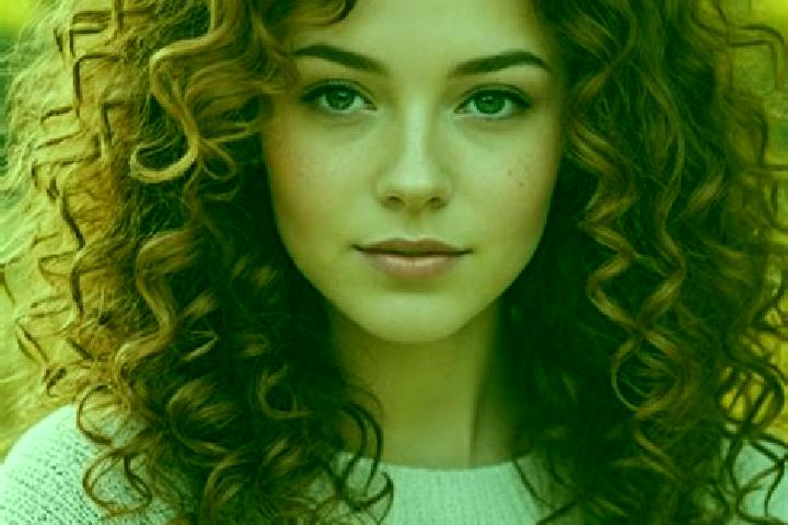 Alice, 26, a auburn green-eyed slavic companion based in Tongda. Offering Dinner Date, Erotic Massage, Party Girl, Travel Companion, BDSM. Available for inca...