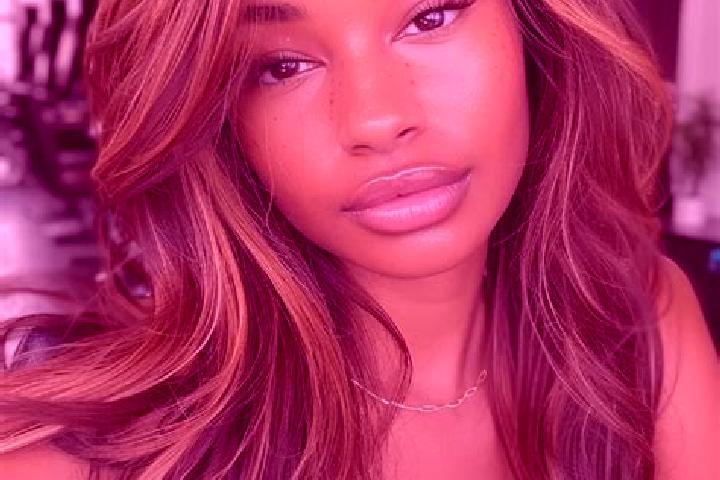 Alice, 26, a dark blonde dark-eyed mixed companion based in Buergel. Offering Party Girl, Duos, Roleplay. Available for incall and outcall, day and evening d...