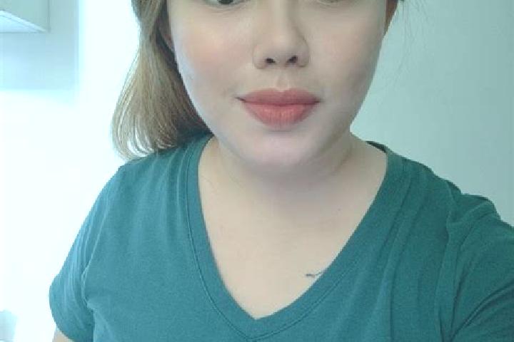 Alice, 26 — Escort in Nailong, Philippines