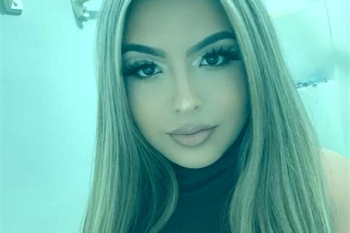 Alice, 28, a blonde amber-eyed latina companion based in Morro Reatino. Offering OWO, Tantra, A-Level, GFE. Available for incall and outcall, day and evening...