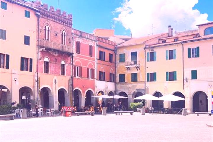 Alice, 28 — Escort in Grosseto, Italy