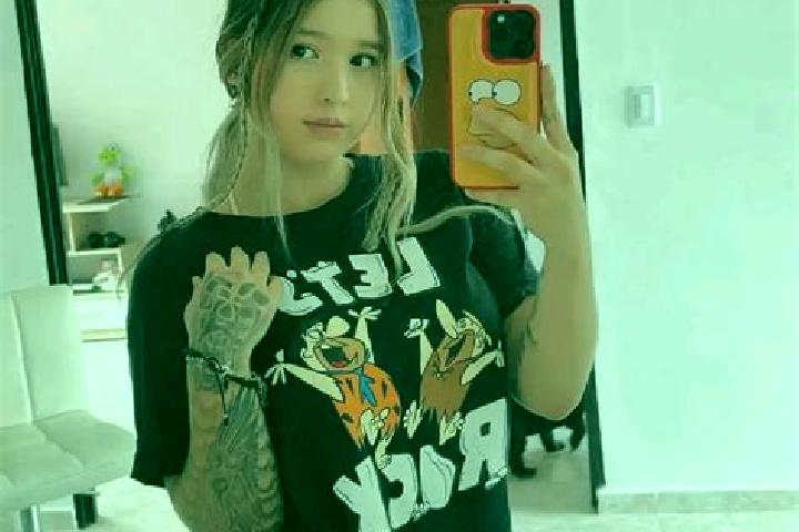 Alice, 28 — Escort in Hersilia, Argentina