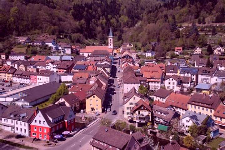 Alice, 28 — Escort in Zell im Wiesental, Germany