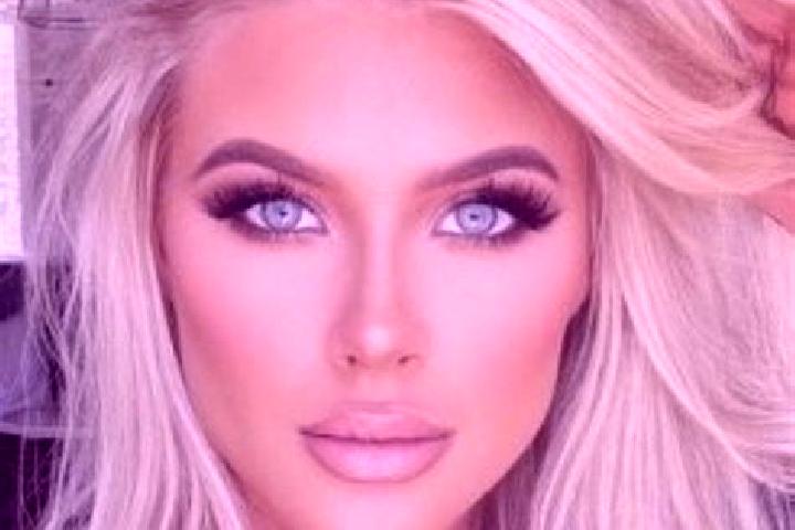 Alice, 29, a platinum blonde blue-eyed latina companion based in Deh-e Nowmilas-e Sofla. Offering Dinner Date, Erotic Massage, Girlfriend Experience, Prostat...