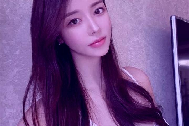 Alice, 29 — Escort in Jedung, Indonesia
