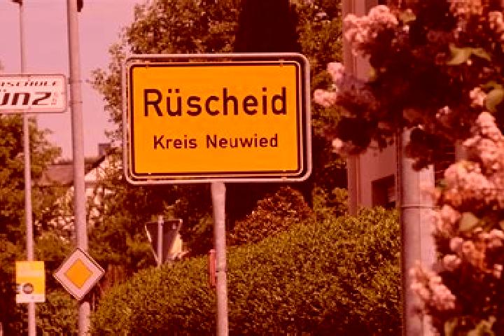 Alice, 29 — Escort in Ruescheid, Germany