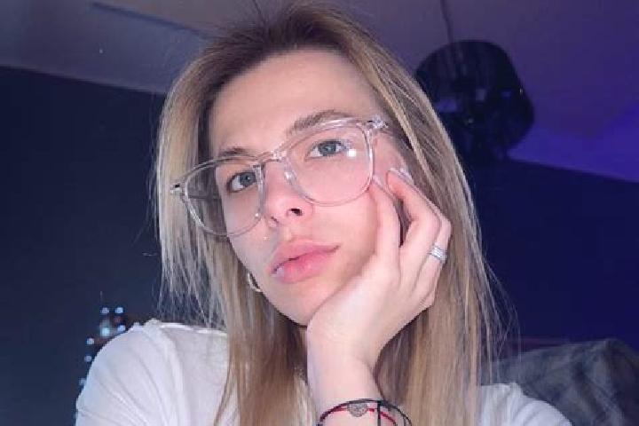 Alice, 29 — Escort in Studenka, Czech Republic