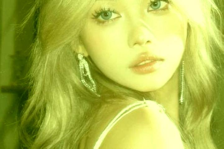 Alice, 30, a blonde dark-eyed asian companion based in Chiang Yuen. Offering Domination, Striptease, Erotic Massage, Party Girl, Overnight. Available for inc...