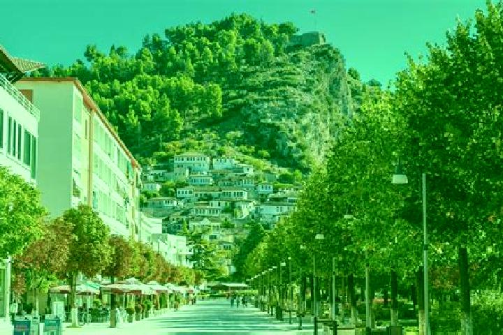 Alice, 30 — Escort in Kutalli, Albania